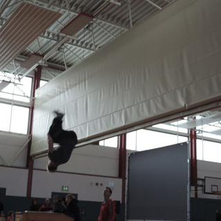 sprung-th-1-1 Montessori-Schulzentrum Leipzig - Neuigkeiten - Freude - Arbeit - Stolz